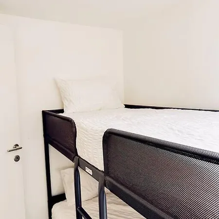 Апартаменты Historic Center Walk To Everything Гент